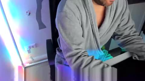 Snapshot of ziemlichflutschig chatting on 2, 10, 2025 ziemlichflutschig online show from 2, 10, 2025