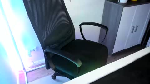 Snapshot of ziemlichflutschig chatting on 3, 11, 2025 ziemlichflutschig online show from 3, 11, 2025