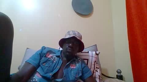 Zlatann2012 online show from 25, 10, 2025