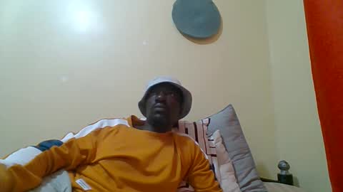 Zlatann2012 online show from 2, 11, 2025