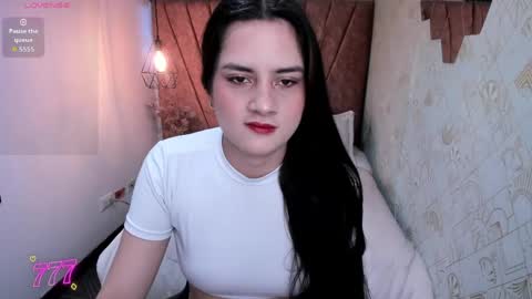 ZOE TAYLOR online show from 20, 5, 2026