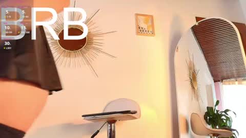 Snapshot of zoe_bakerr chatting on 2, 7, 2026 Zoe Baker online show from 2, 7, 2026