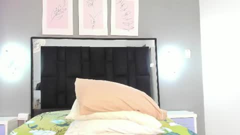 zoe_curvyy online show from 8, 7, 2026