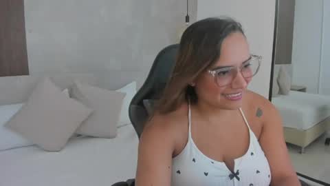 Snapshot of zoe_danae_ chatting on 3, 6, 2026 Zoe online show from 3, 6, 2026