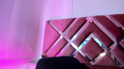 zoe_evaanss_ online show from 27, 3, 2026
