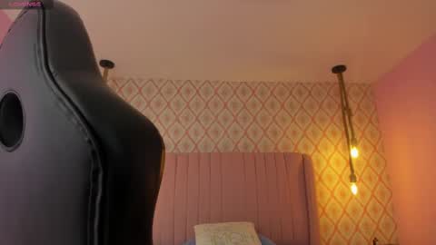 ZOE  online show from 23, 10, 2025