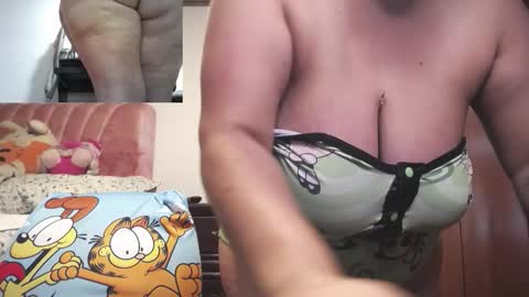 zoe hotxxx online show from 28, 2, 2026