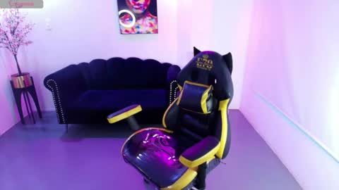 zoe  online show from 9, 5, 2026