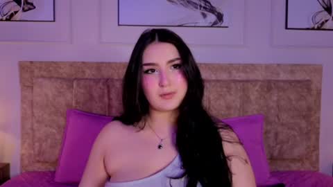 Snapshot of zoe_moon__ chatting on 10, 7, 2026 zoe_moon__ online show from 10, 7, 2026