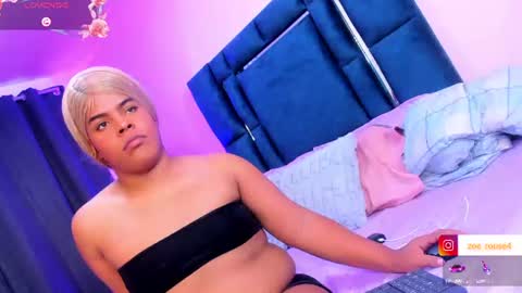 zoe_rosee4 online show from 12, 6, 2026