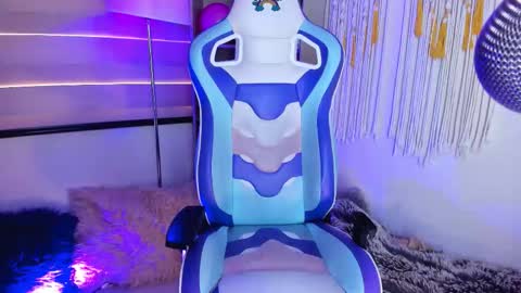 Zoe  online show from 2, 10, 2025