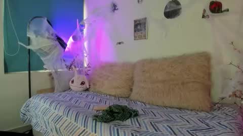 Zoe  online show from 14, 10, 2025