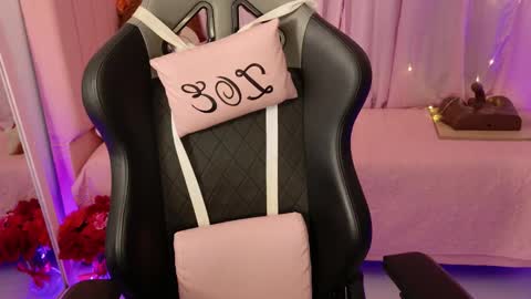 zoe_sullivan_ online show from 9, 3, 2026