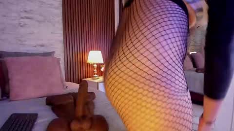 Snapshot of zoehiltonx chatting on 5, 6, 2026 zoehiltonx online show from 5, 6, 2026