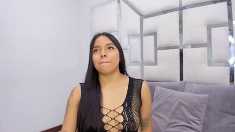 ZoeSwam online show from 20, 2, 2025