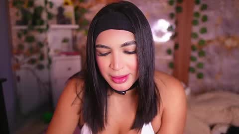Snapshot of zoey_fox_ chatting on 23, 4, 2026 zoey fox online show from 23, 4, 2026