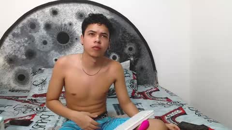 Snapshot of zoey_jayden chatting on 7, 3, 2025 Zoey Jayden online show from 7, 3, 2025