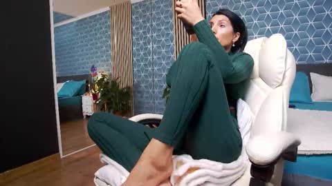 Zoey online show from 14, 11, 2025