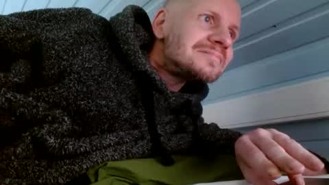 Snapshot of zolexthomas chatting on 18, 12, 2024 zolexthomas online show from 18, 12, 2024