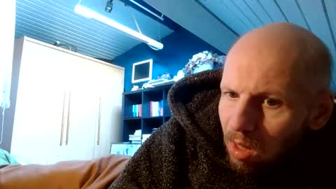 Snapshot of zolexthomas chatting on 3, 1, 2025 zolexthomas online show from 3, 1, 2025