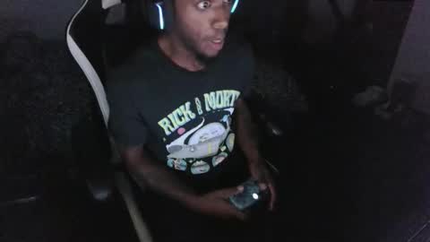 zoneingout online show from 15, 12, 2025