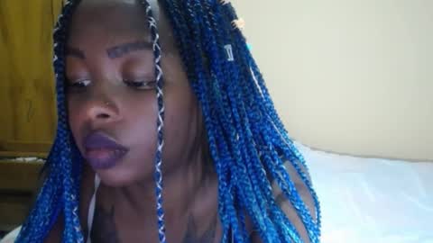 Snapshot of zooee_p chatting on 9, 2, 2025 Zooe online show from 9, 2, 2025
