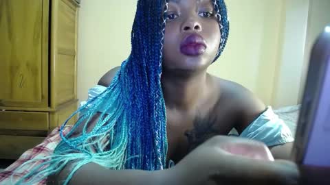 Snapshot of zooee_p chatting on 3, 3, 2025 Zooe online show from 3, 3, 2025
