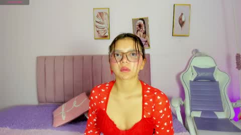 Zoe online show from 10, 4, 2026