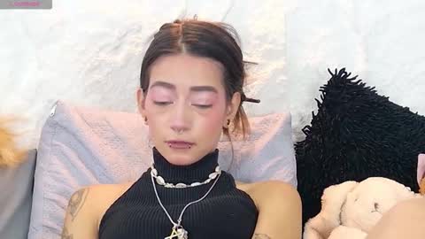 Violeta online show from 24, 11, 2025