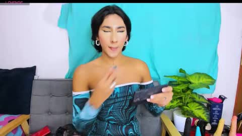 zou_quira online show from 10, 11, 2025