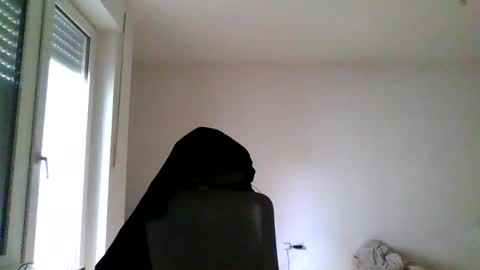 Snapshot of zoubabigdick chatting on 12, 10, 2025 zouba big dick online show from 12, 10, 2025