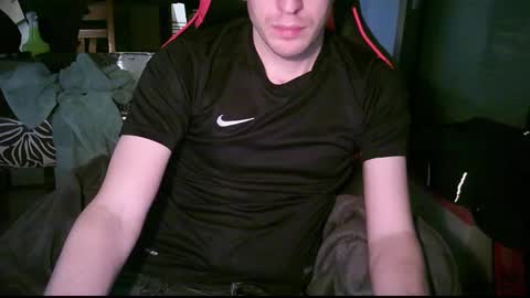 Snapshot of zyriosben chatting on 6, 2, 2025 zyriosben online show from 6, 2, 2025