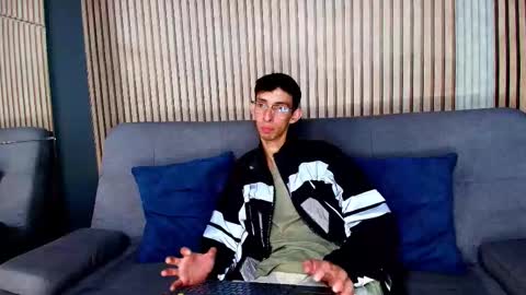 Zyro Nigth online show from 2, 12, 2025