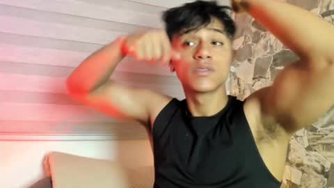 zyzz_1812 online show from 25, 3, 2026