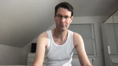 Snapshot of zzz123_cam chatting on 14, 12, 2025 zzz123_cam online show from 14, 12, 2025