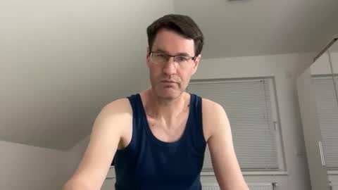 Snapshot of zzz123_cam chatting on 8, 3, 2026 zzz123_cam online show from 8, 3, 2026