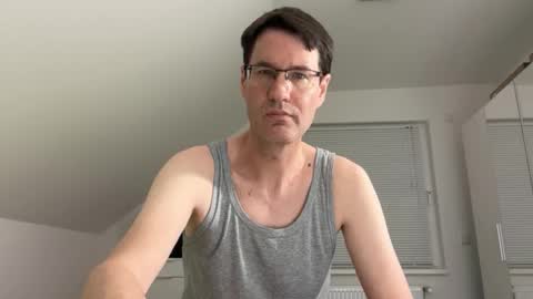 Snapshot of zzz123_cam chatting on 16, 3, 2026 zzz123_cam online show from 16, 3, 2026