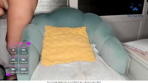 Snapshot of zzzbutterflyxxx chatting on 18, 7, 2026 Miss Carla online show from 18, 7, 2026