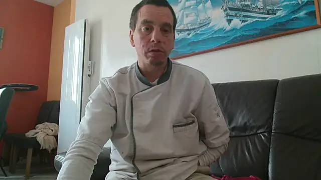 Snapshot of cloupefun chatting on 2, 2, 2026 cloupefun online show from 2, 2, 2026