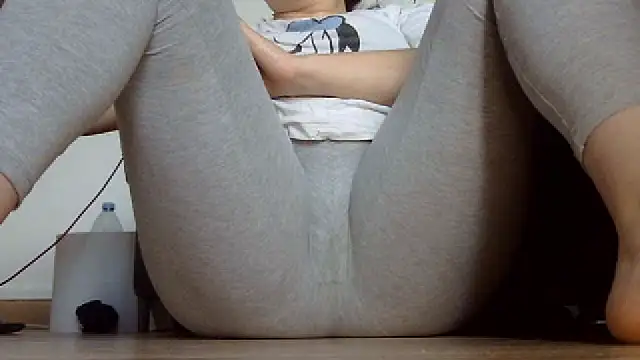 Squirtlady38 online show from 12, 9, 2025