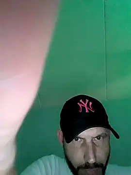 Snapshot of Befkoning37 chatting on 2, 11, 2025 Befkoning37 online show from 2, 11, 2025