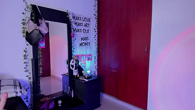 little kayla  online show from 30, 3, 2026