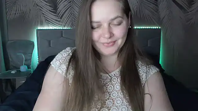 uliastar online show from 5, 1, 2025