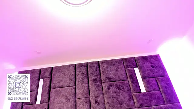 Petit-Rosse online show from 3, 3, 2025