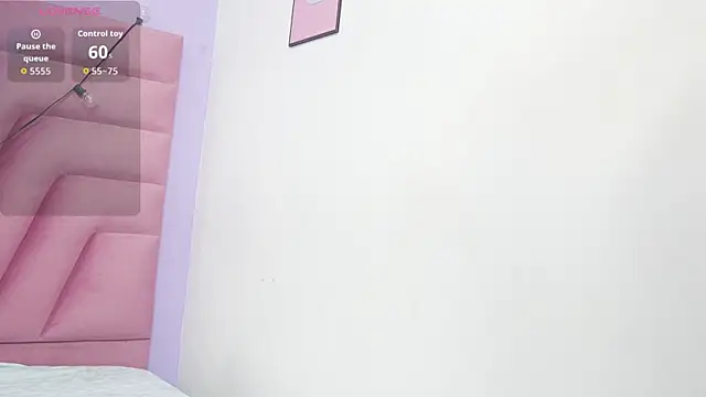 kinkylittlegirll online show from 22, 7, 2026