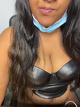 Snapshot of Black_Beauty997 chatting on 16, 7, 2026 Black Beauty997 online show from 16, 7, 2026
