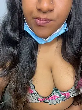 Snapshot of Black_Beauty997 chatting on 22, 7, 2026 Black Beauty997 online show from 22, 7, 2026