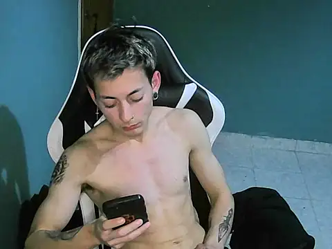 Snapshot of Jughead_16 chatting on 15, 9, 2025 Jughead 16 online show from 15, 9, 2025