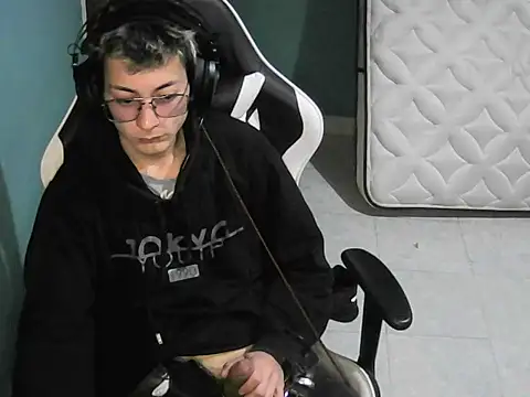 Snapshot of Jughead_16 chatting on 5, 10, 2025 Jughead 16 online show from 5, 10, 2025