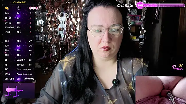 Snapshot of LeonaHarrison chatting on 7, 6, 2026 LeonaHarrison online show from 7, 6, 2026